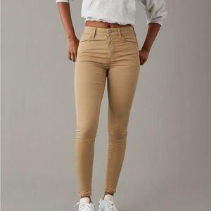 ▫️AE High Waisted Jegging Khakis
